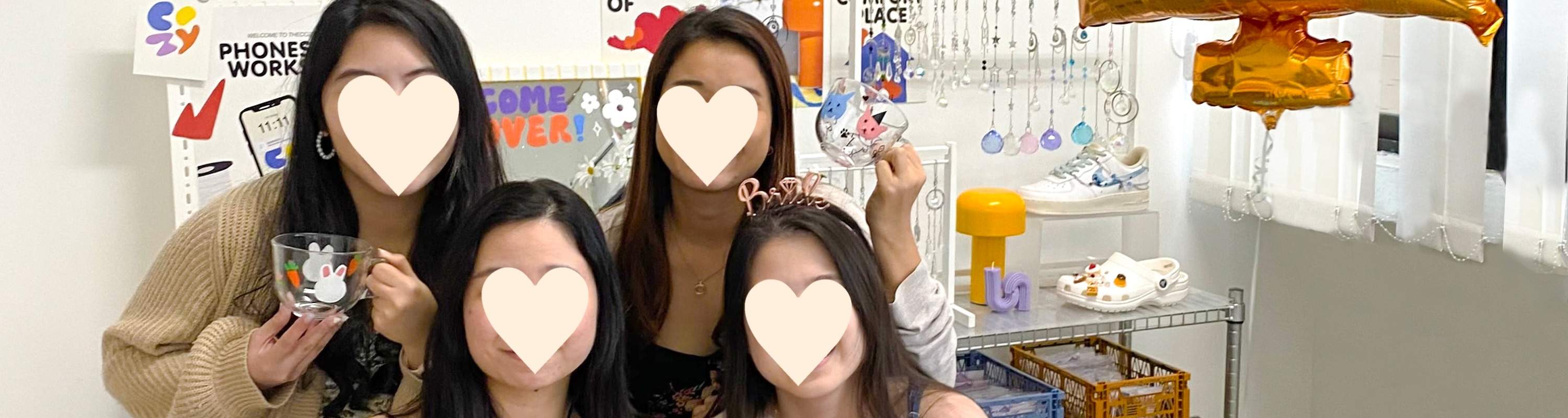 Sesuai untuk majlis *bridal shower* / parti hari jadi / acara korporat. (Sila DM kami di IG @thecozycabin.co atau Whatsapp 8801 1216 jika berminat untuk membuat tempahan bagi 5 orang atau lebih.)