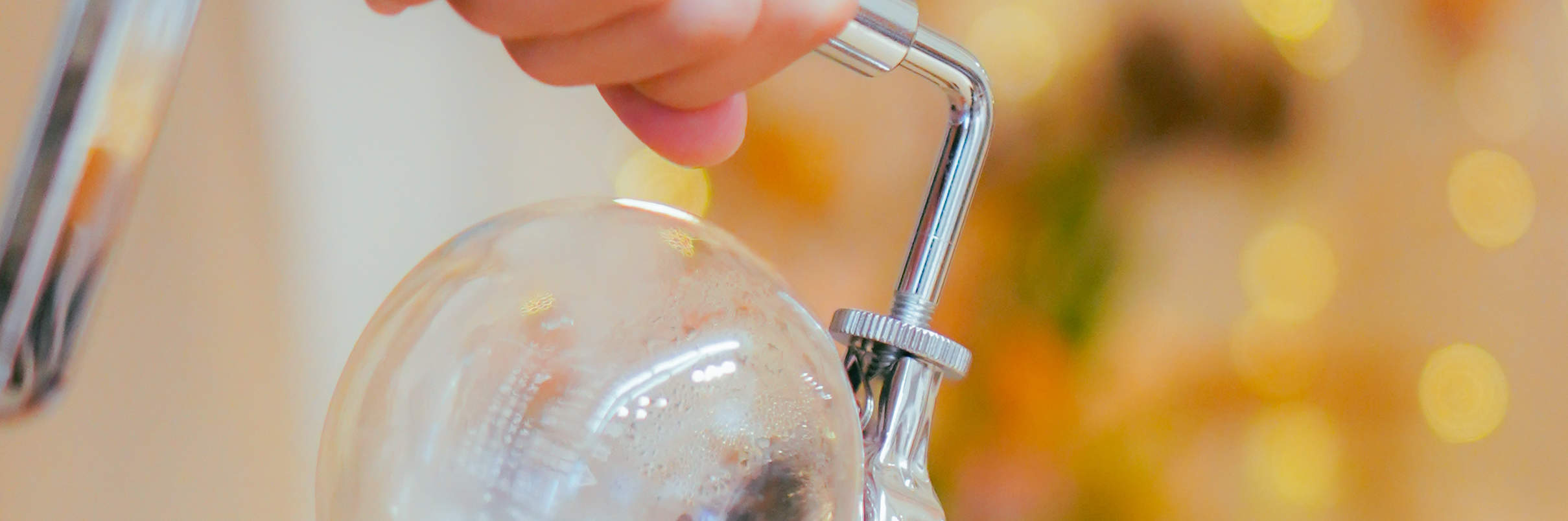 Elaboración de café de especialidad en sifón (café de sifón) y curso introductorio de conocimientos sobre café