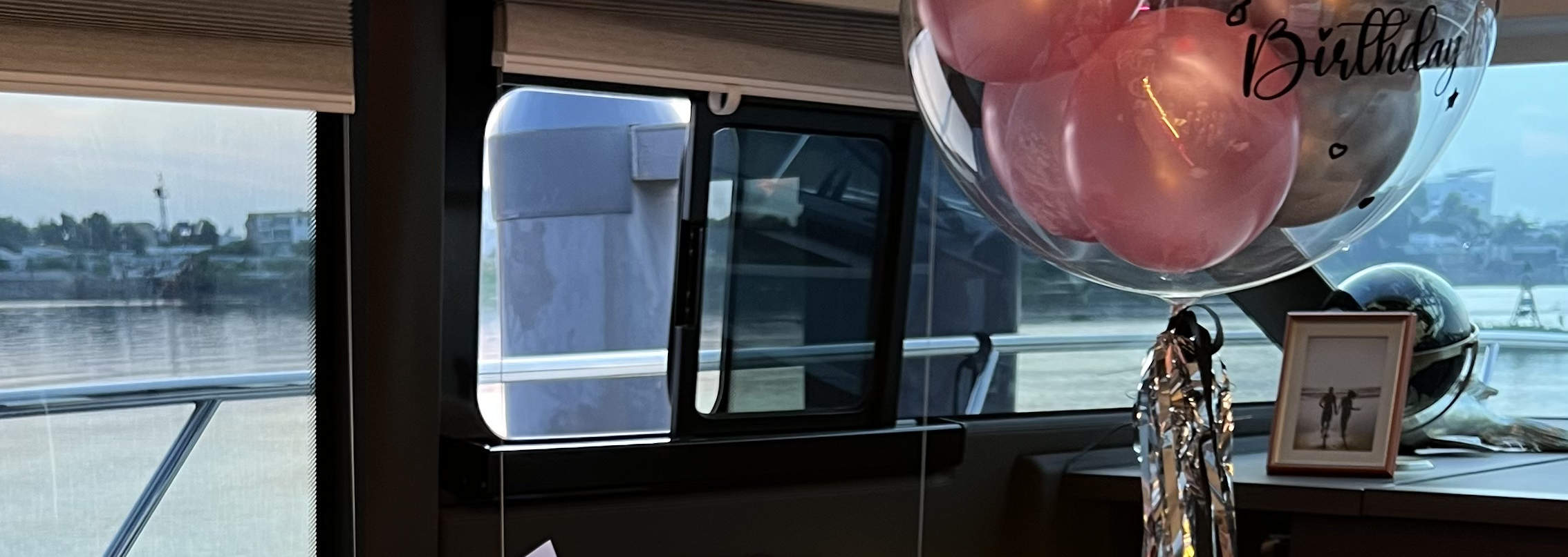 西貢豪華遊艇日落之旅