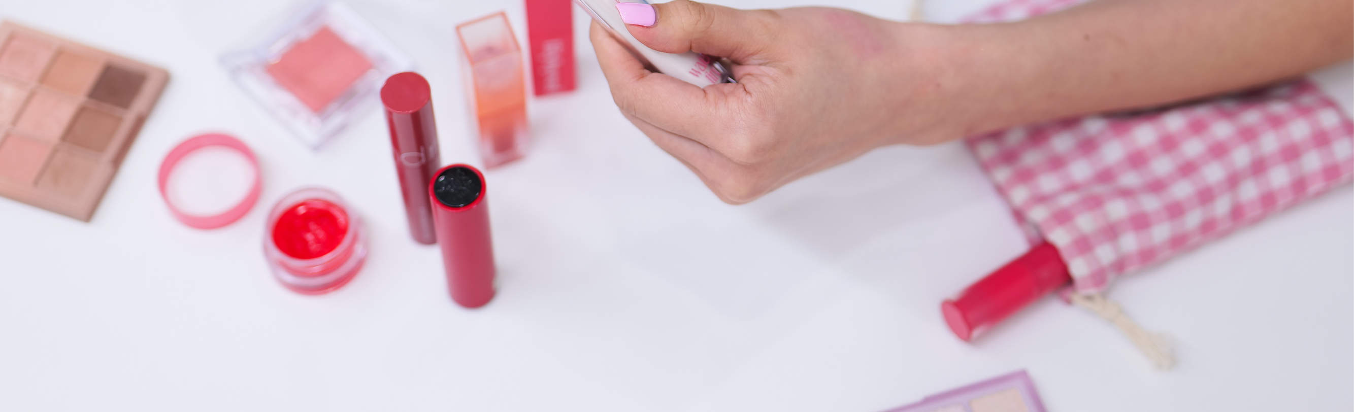 Análisis de color personal y maquillaje con Colorize en Myeongdong, Seúl