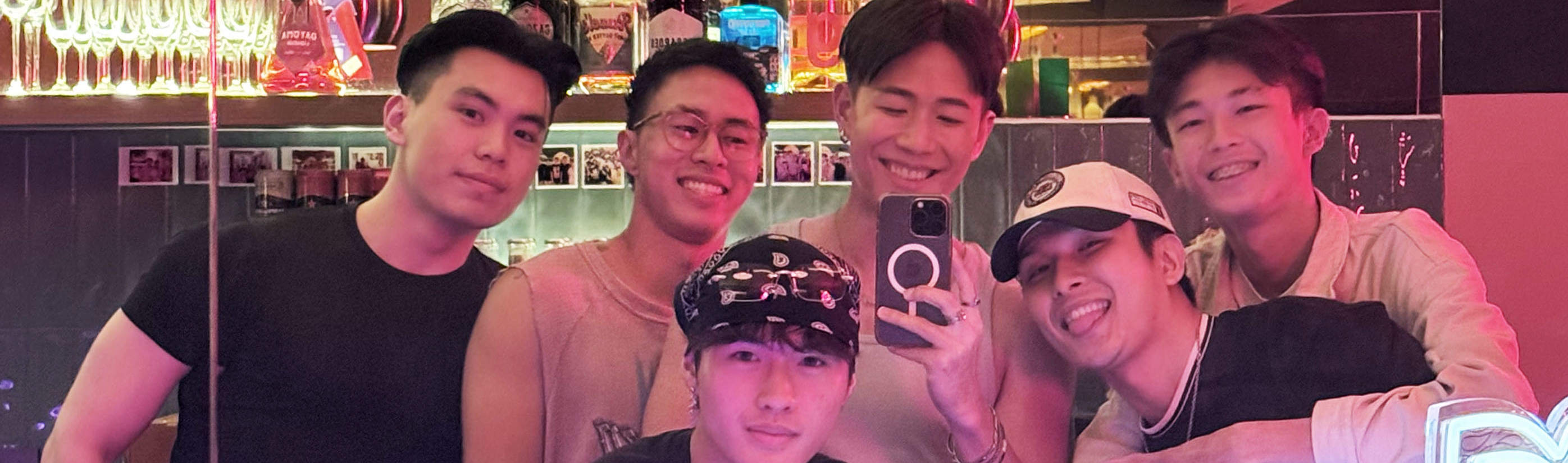 Queer Bar Crawl ở Singapore