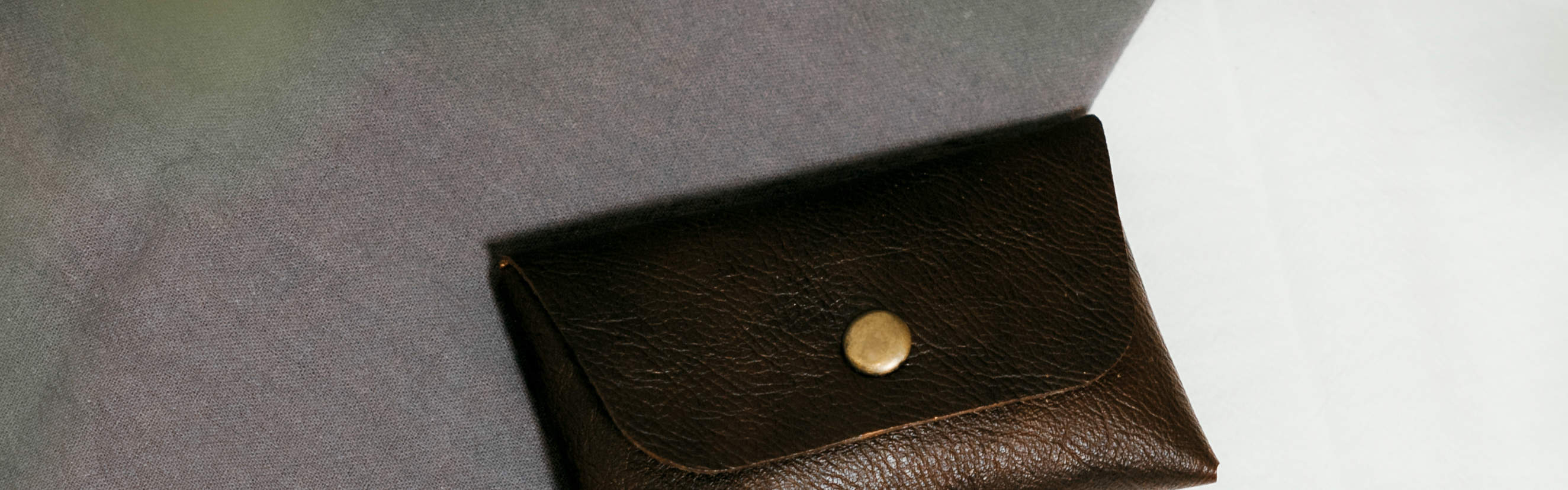 Unser empfohlener Workshop ist der Münzbeutel. Er kann auch 12-15 Karten aufnehmen und ist somit perfekt für den täglichen Gebrauch.