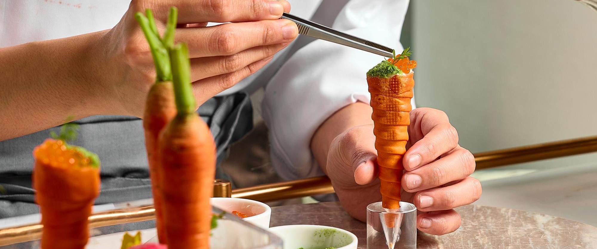 방콕 피콕 앨리 애프터눈 티 세트 by Waldorf Astoria