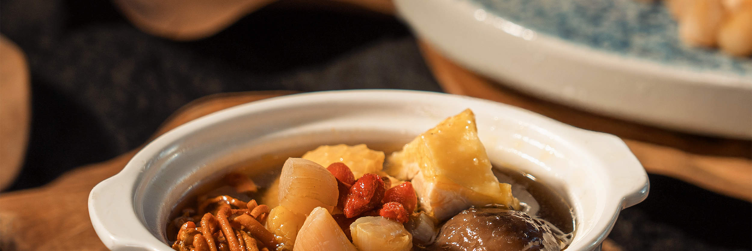 Буфет в Harbour Grand Hong Kong｜Harbour Grand Café｜Полуденный бранч «шведский стол», обед «шведский стол», ужин «шведский стол»