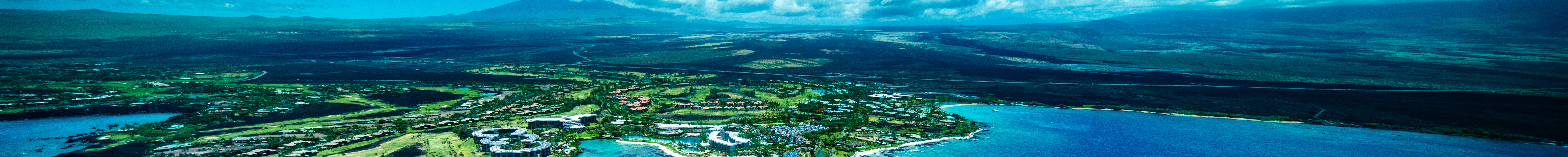 Kohala Coast Volcano Waterfalls - 90-минутный вертолетный тур - Door Off/On