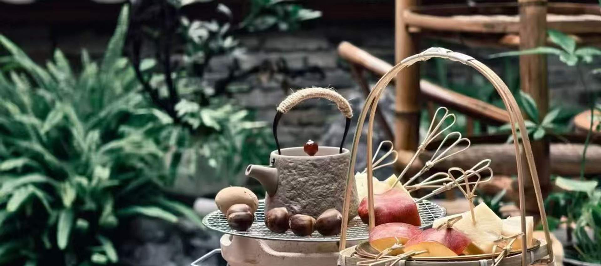 Chengdu Xiaotao Yi Fireplace Tea Experience