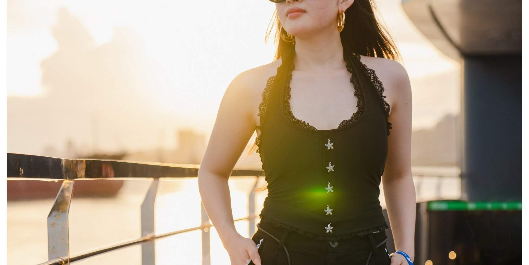 Sunset Dinner Experience of Ha Long Bay by Saquila Yacht