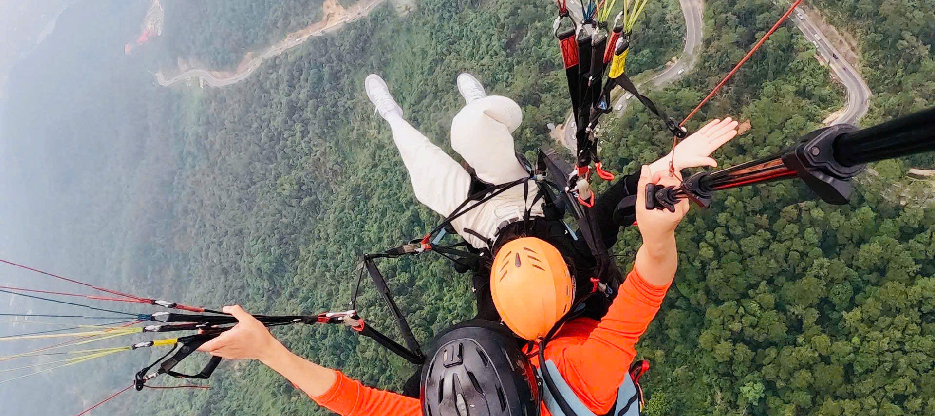 潭島高空滑翔傘體驗