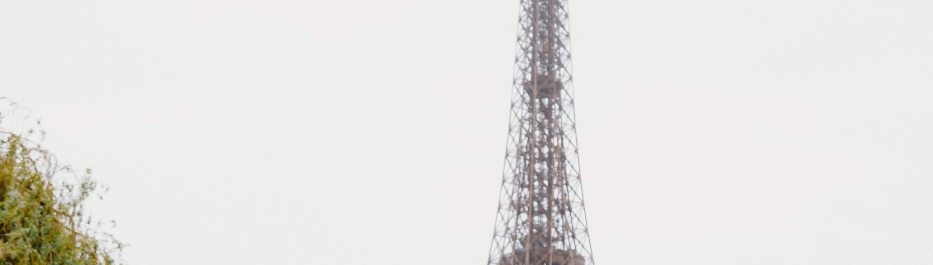 Photographe à Paris - Photos professionnelles autour de la Tour Eiffel