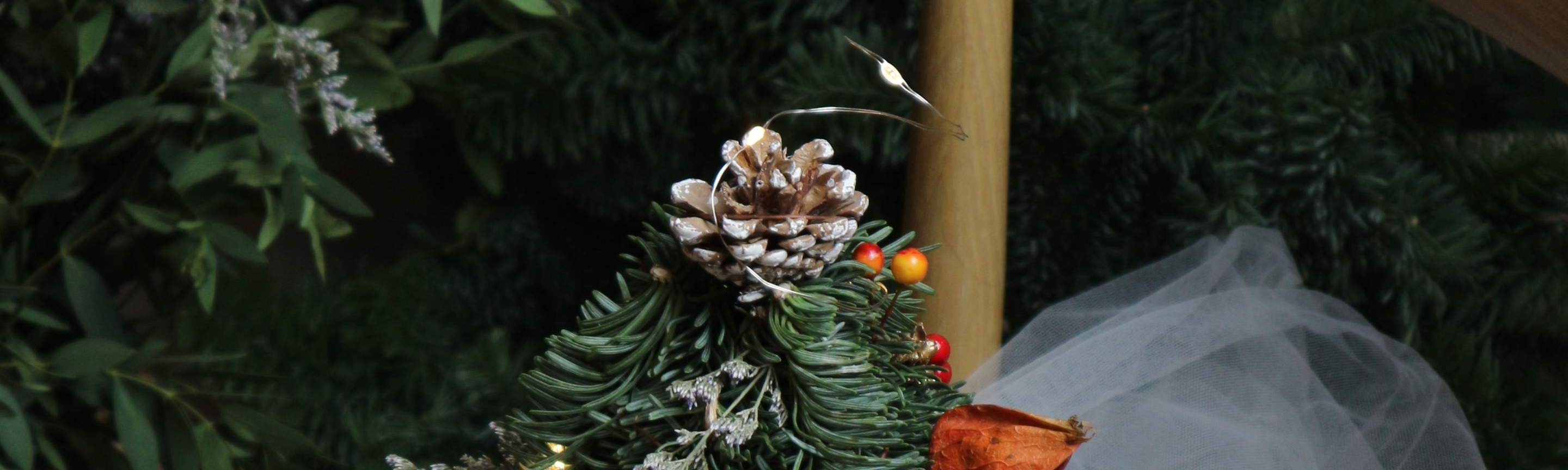 Lokakarya Pohon Natal Mini Bunga Myosotis