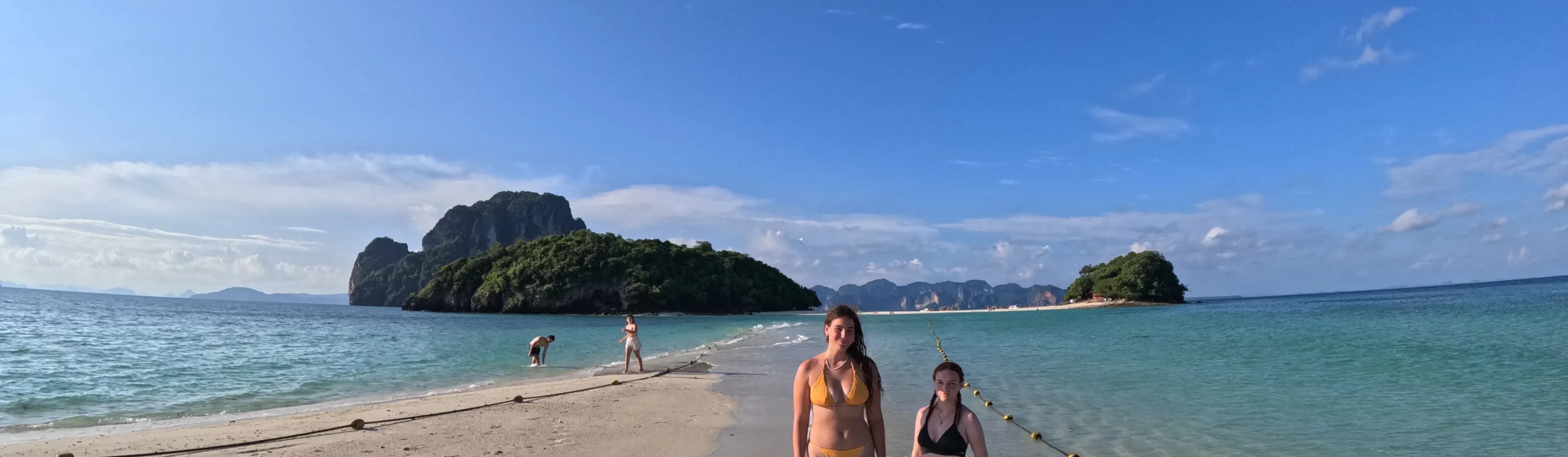4 岛浮潜日落之旅 + 生物发光夜泳。
