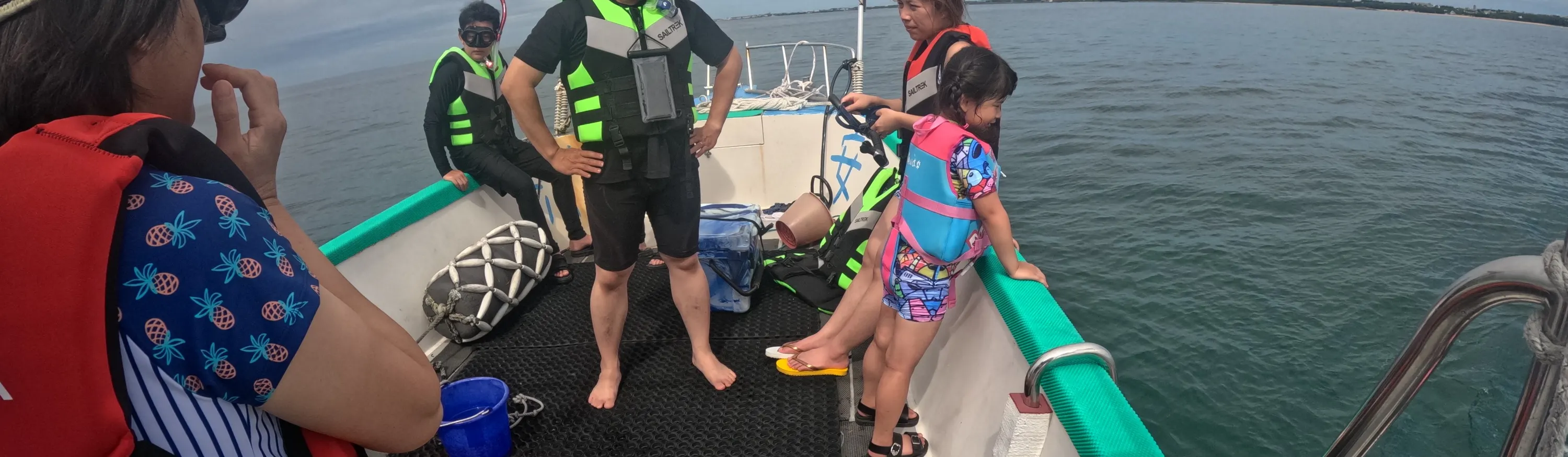 澎湖马公：八个浪潜水船潜体验