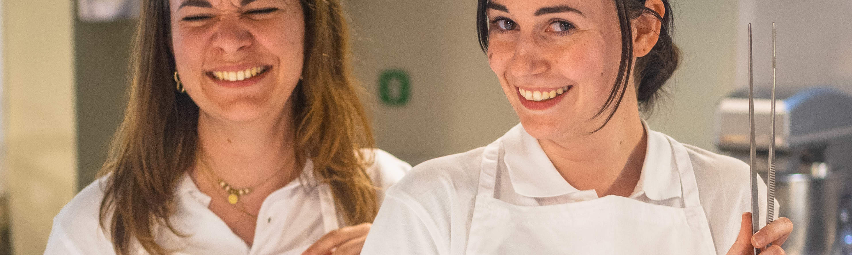 Pizza and gelato cooking class in Rome