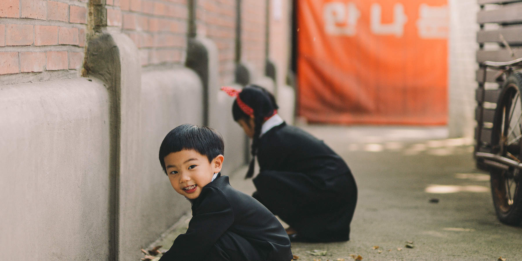 Servizio fotografico con uniforme scolastica coreana vintage