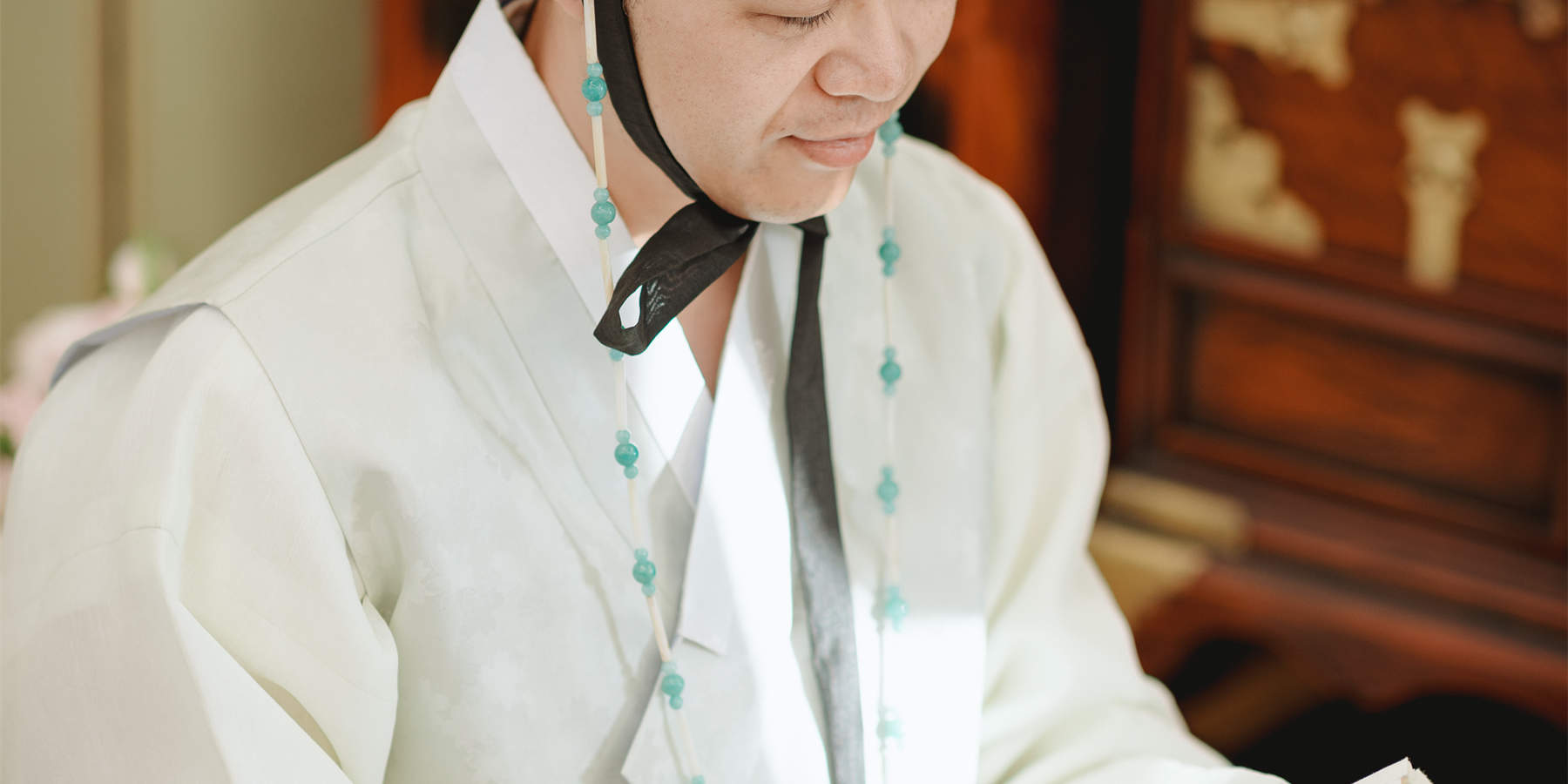 Traditional Hanbok Indoor Studio Photoshoot Experience in Jeju