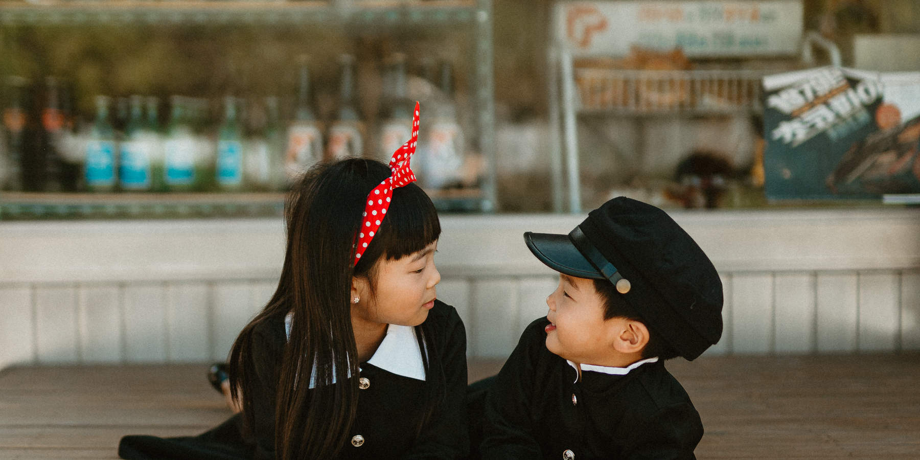 Servizio fotografico con uniforme scolastica coreana vintage