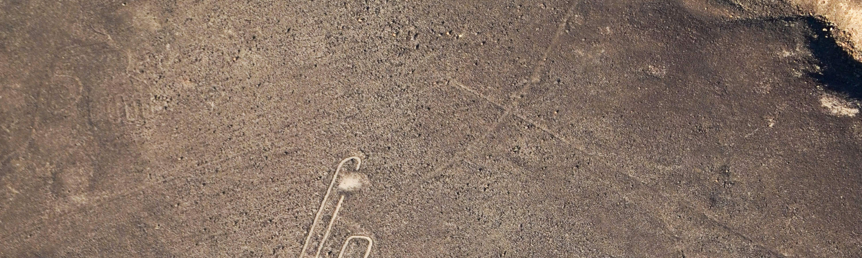 Naz01 - Đường Nazca - Hành trình khám phá bí ẩn từ trên không