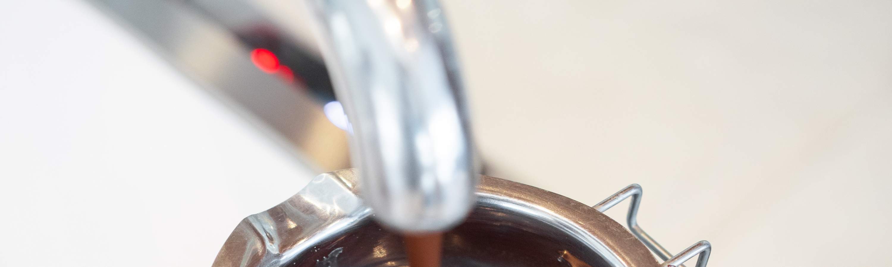 チョコレート溶解工程