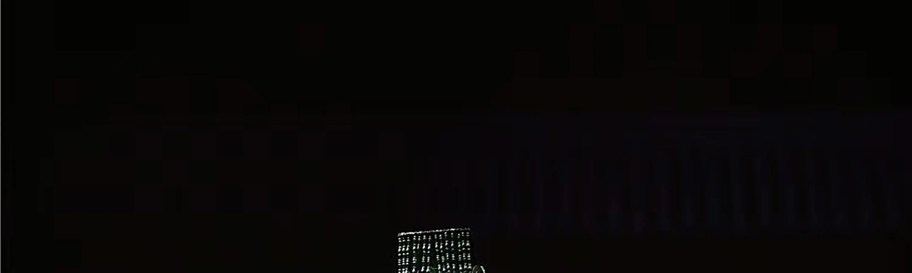 重现了大秦帝国君臣议事、战场点兵、勇士夜行、攻城团结、三秦联姻、军人怀思的场景。起伏跌宕，仿佛身临其境，真实地演绎了关于家国情怀的历史情节