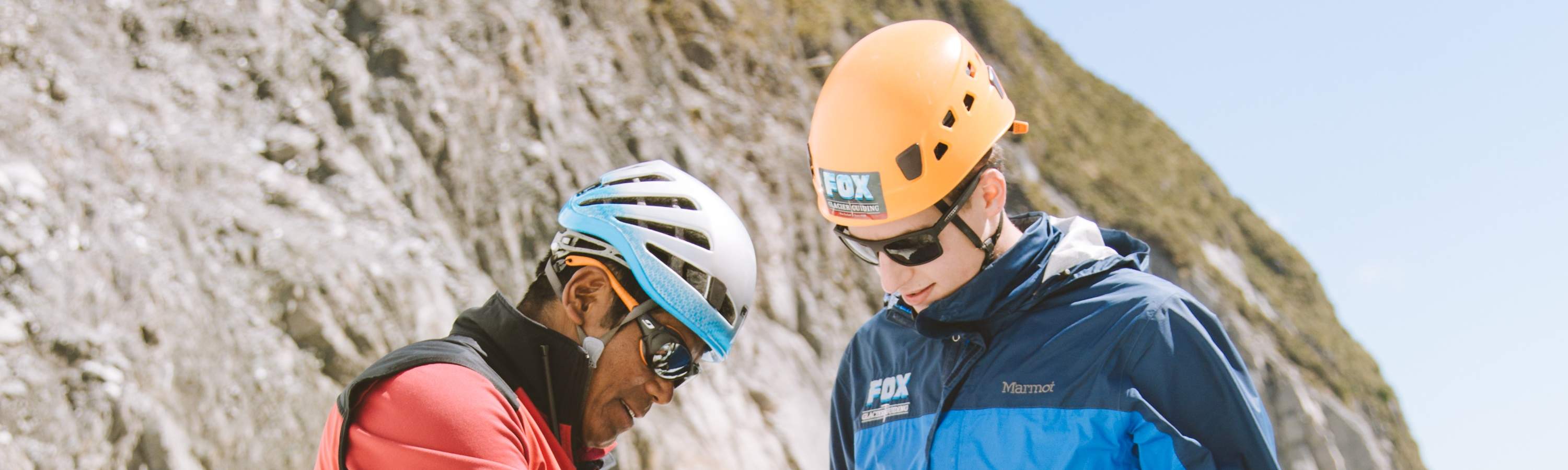 ไต่เขาน้ำแข็งพร้อมไกด์มืออาชีพ