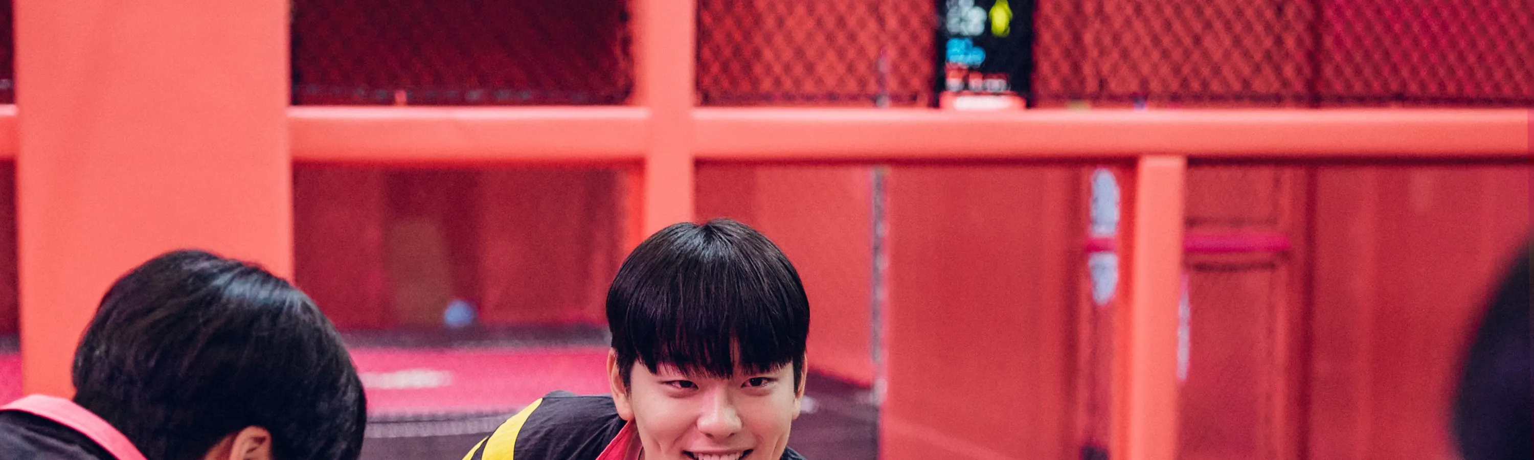 提供刺激活动和娱乐的成人游乐场