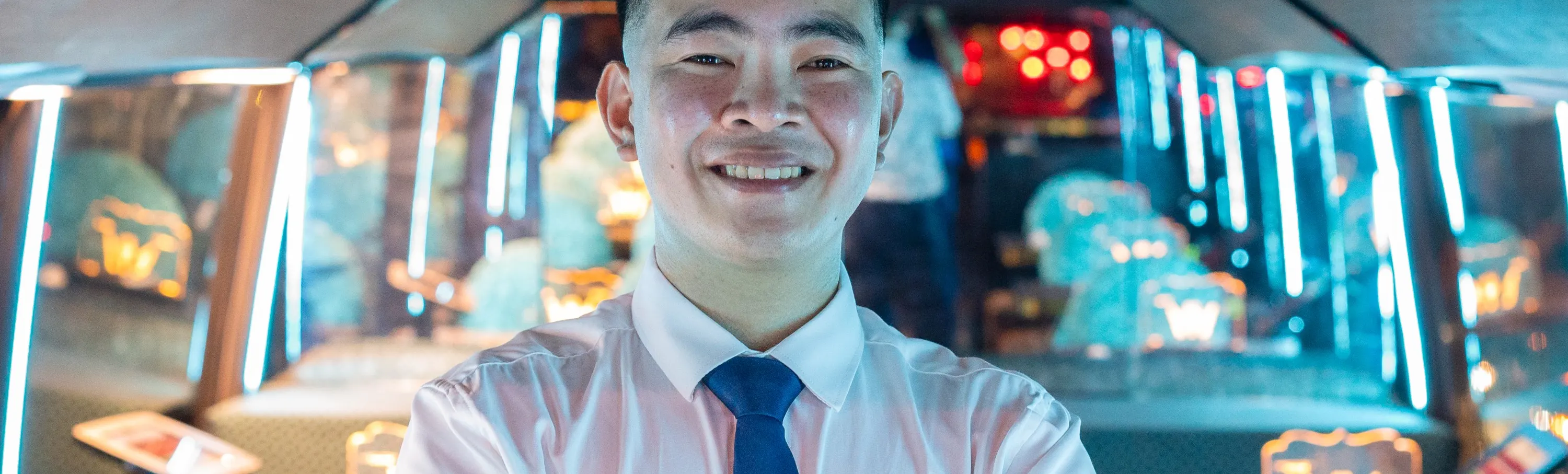 BusTronomy 迪拜：用餐体验