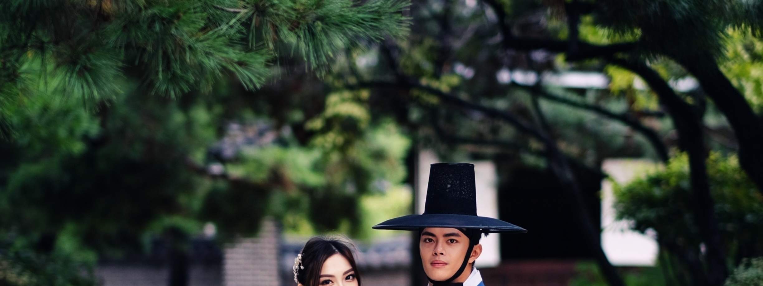 這是高級韓服類別中的男士韓服的樣子。