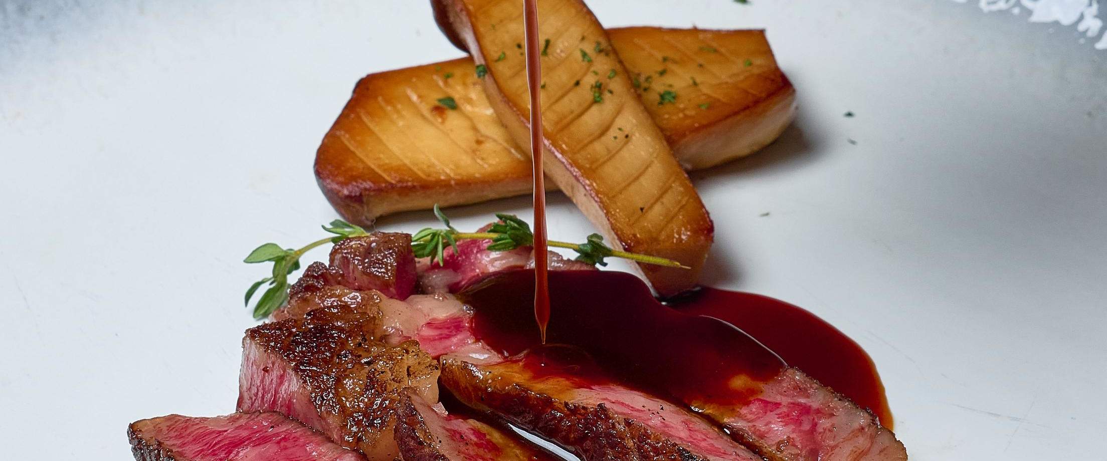 Bull & Bear en el Waldorf Astoria Bangkok