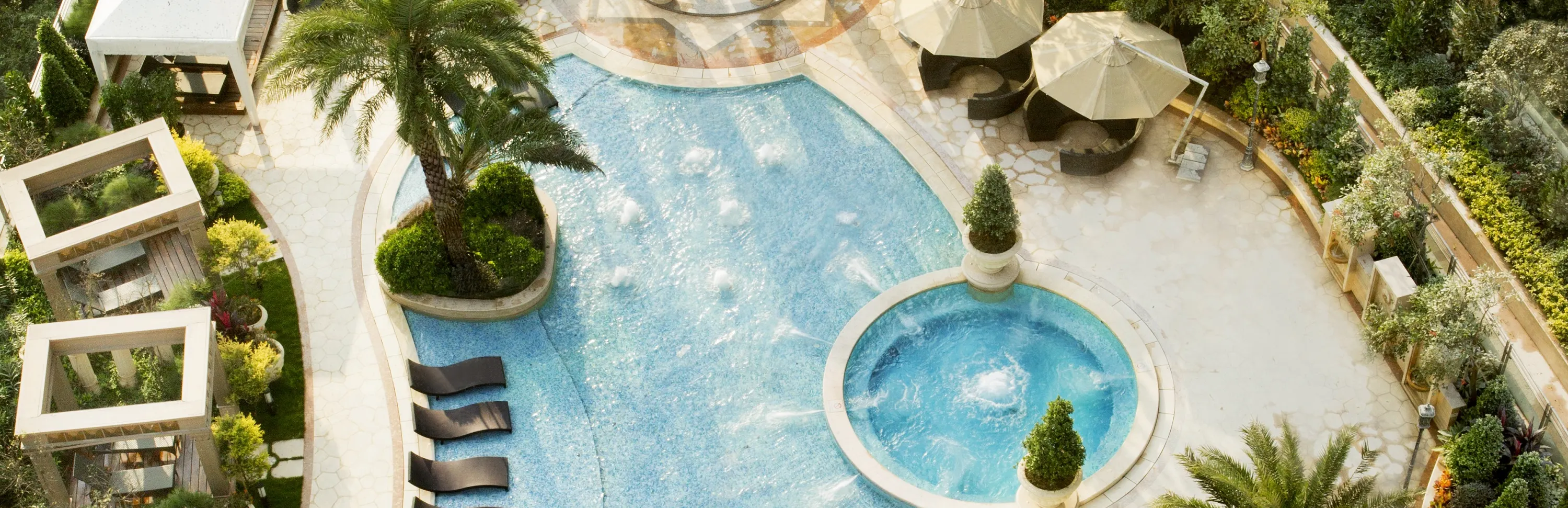 Indoor Swimming Pool室外游泳池