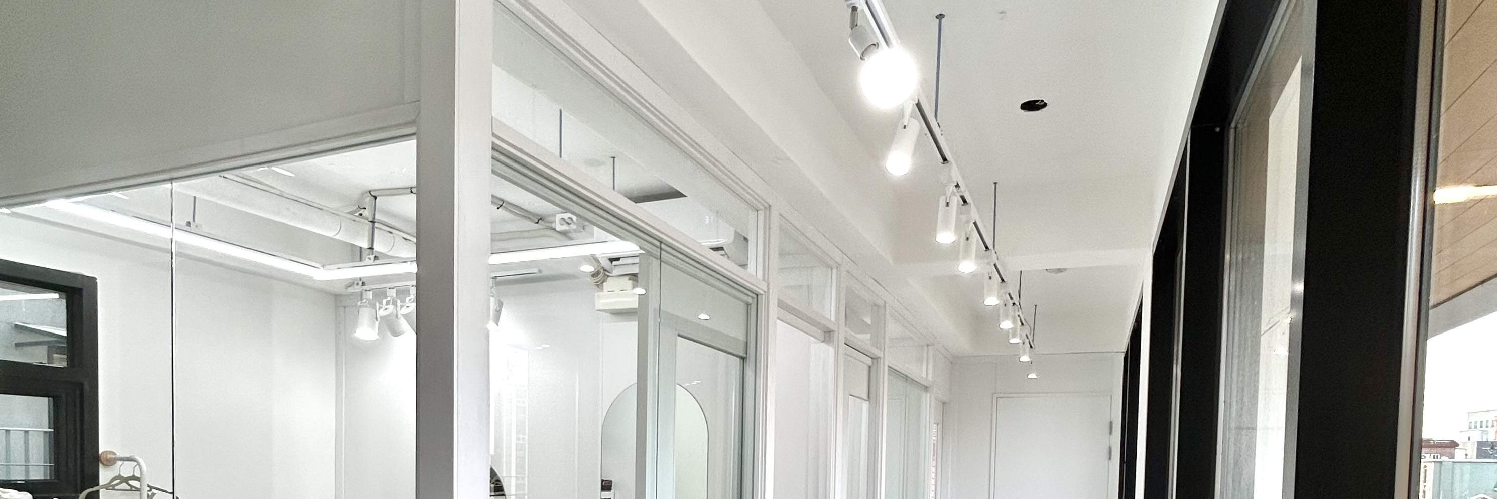 L'intérieur du magasin