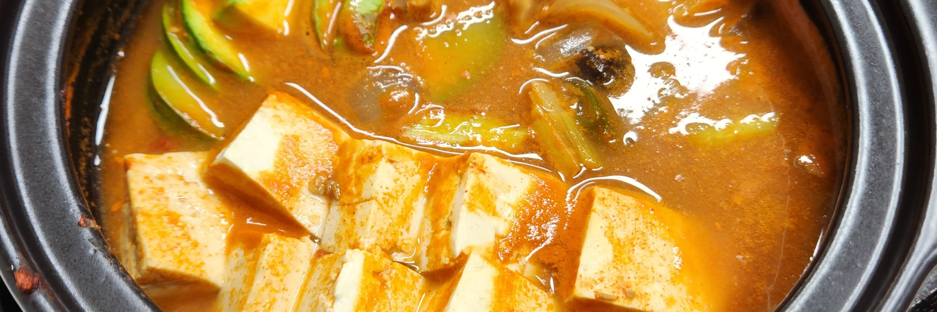 Doenjang jjigae：韩国传统豆酱炖菜