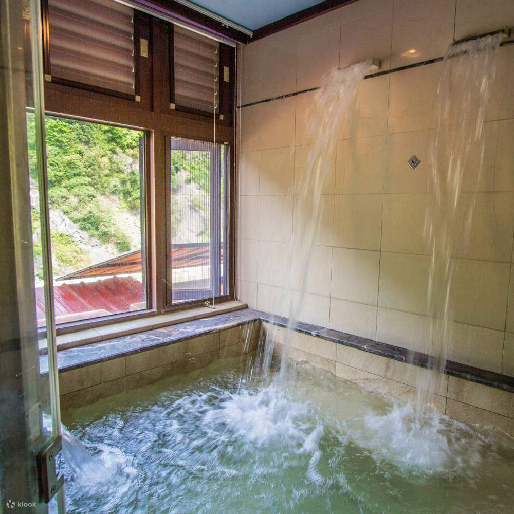 烏来ヤマカワ温泉リゾート (Wulai Yamakawa Hot Spring Resort)