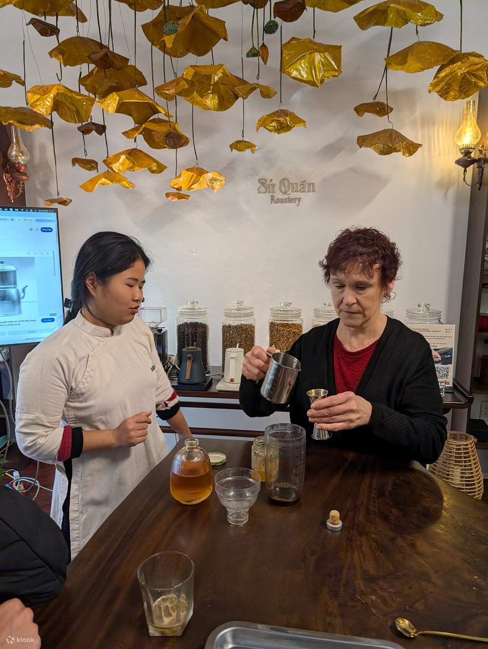 Clase de Elaboración de Café en Hanói, Taller de Café en Hanói, Café con Huevo, Café con Leche, Café de Coco, Café con Sal, Cosas Que Hacer En Hanói, Tours y Actividades, Experiencia Práctica Local, Degustación de Café