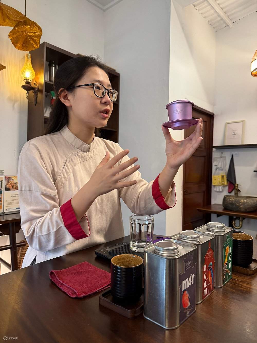 ハノイコーヒーメイキングクラス、ハノイコーヒーワークショップ、エッグコーヒー、ブラウンコーヒー、ココナッツコーヒー、ソルトコーヒー、ハノイですること、ツアー＆アクティビティ、地元の実践体験、コーヒーテイスティング