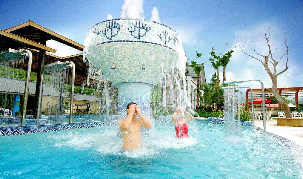 Pingtung｜Hotel Spring Love con Finocchio｜Piscina idroterapica SPA Mare d'Amore