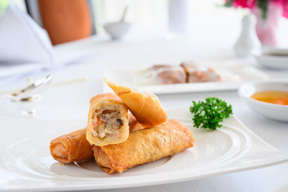 Dim Sum Buffet at The Emperor Montien Riverside Hotel