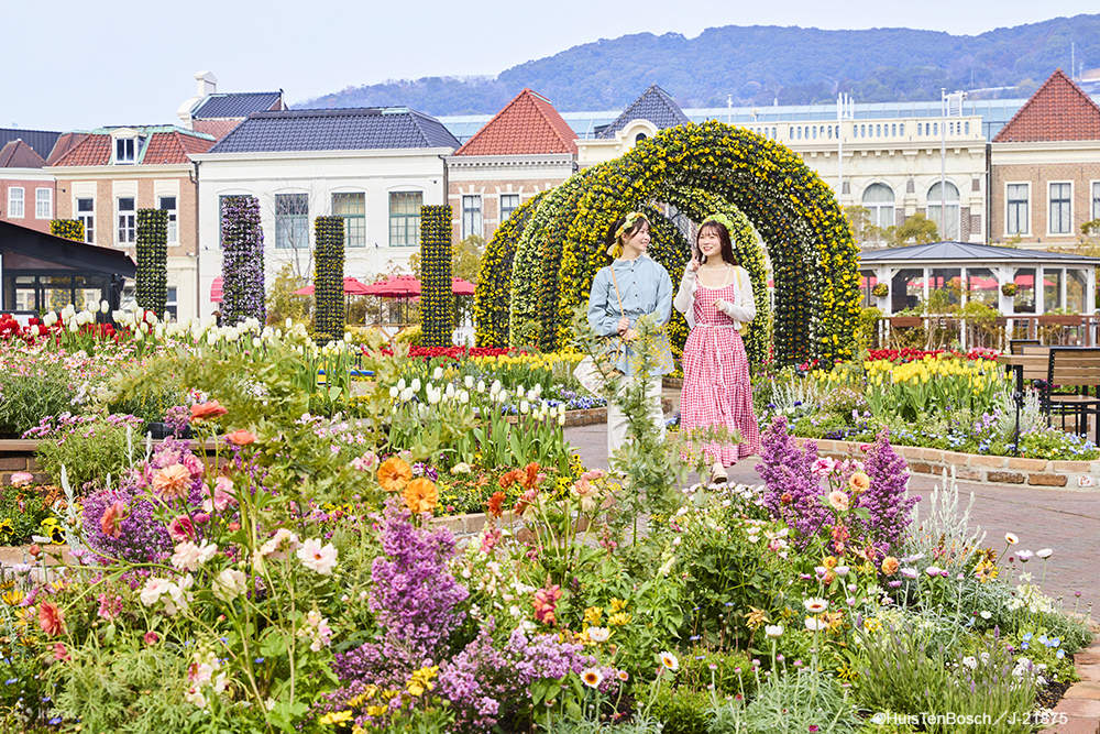 Fukuoka nach Huis Ten Bosch Komplettpaket: Hotel + JR-Tickets + 1-Tages-Pass