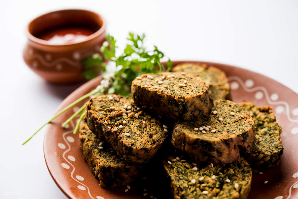 Segreti di cucina di Pune: Lezioni autentiche e pasto con una famiglia di chef