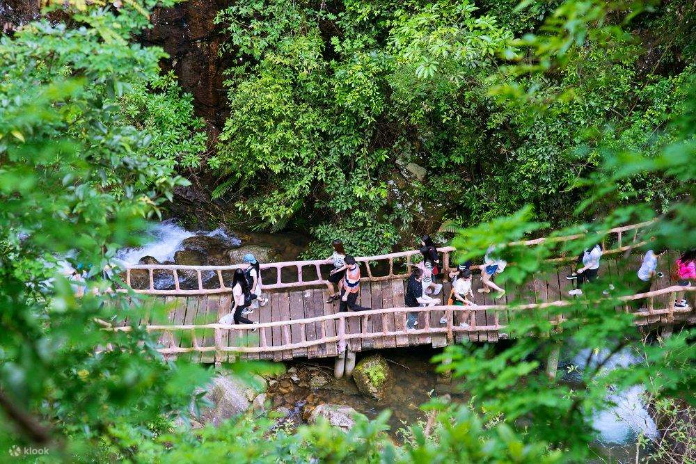 Thuê xe riêng tham quan Bạch Thủy Trại một ngày (khởi hành từ Quảng Châu)