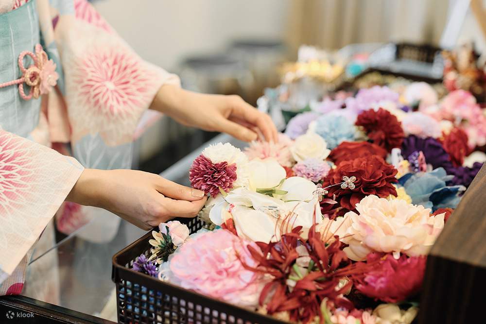 Kumaoto Josaien Kimono- und Yukata-Erlebnis