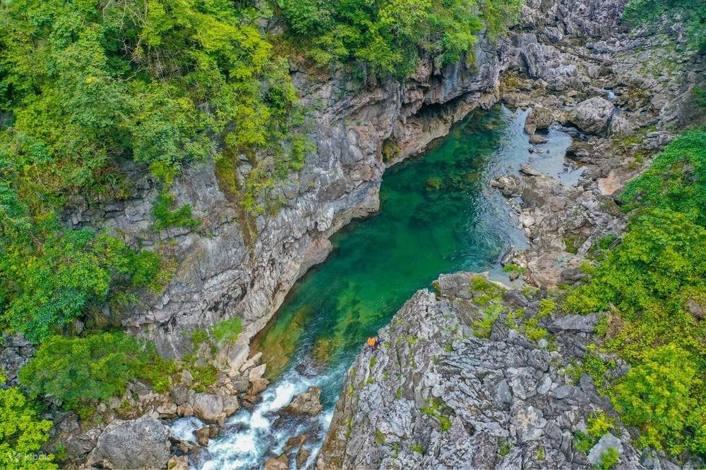 Circuit Camping et Trekking 3J/2N : Exploration du système de grottes ...