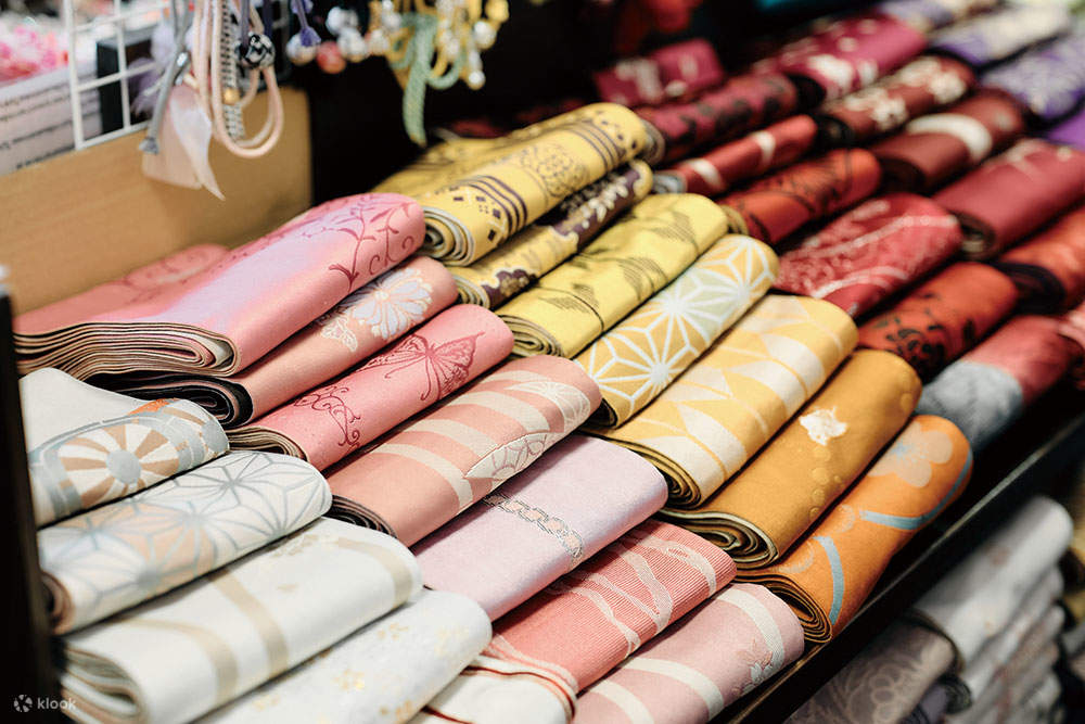 Expérience Kimono et Wahuku à Kumamoto Suizenji