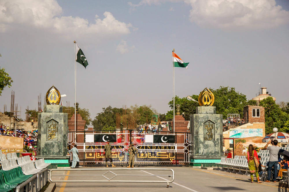 Private Amritsar Full-Day Tour with Beating Retreat Ceremony