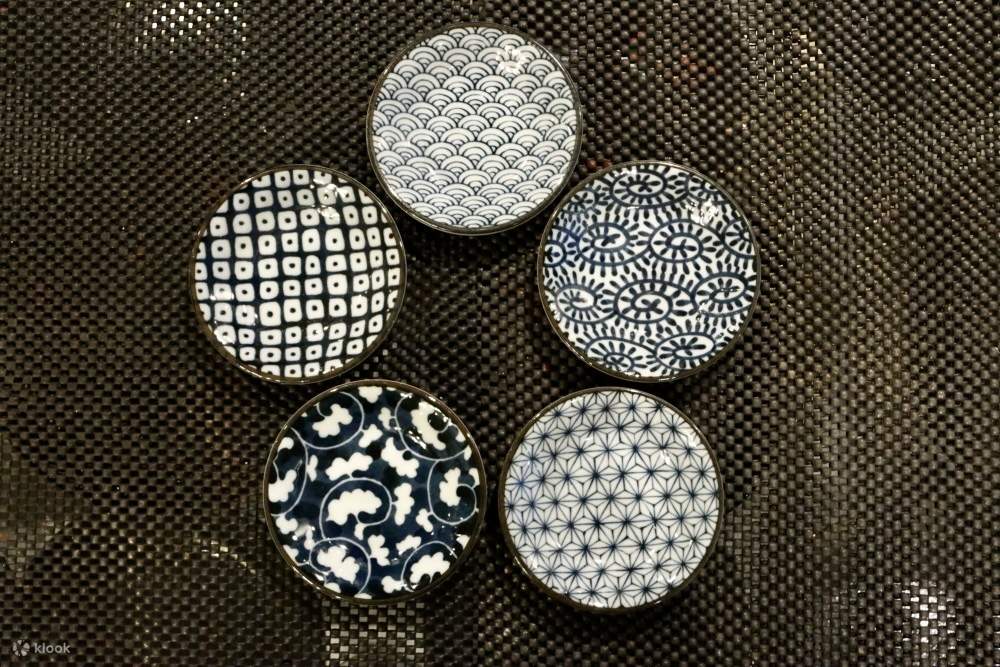 Japanische traditionelle Kintsugi-Erfahrung in Tokio