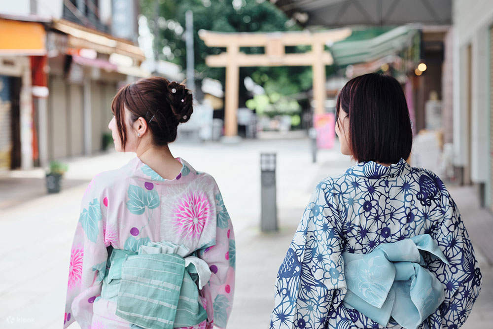 Expérience Kimono et Wahuku à Kumamoto Suizenji
