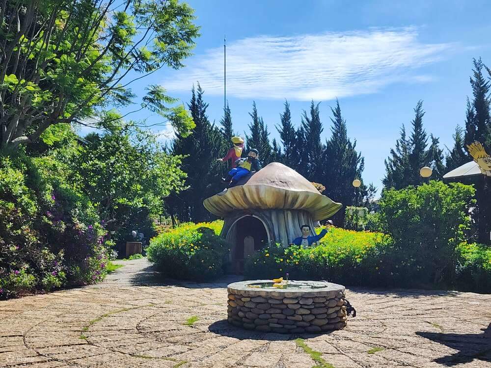 Tiket Fairytale Land dan Vinh Tien Wine Cellar di Da Lat