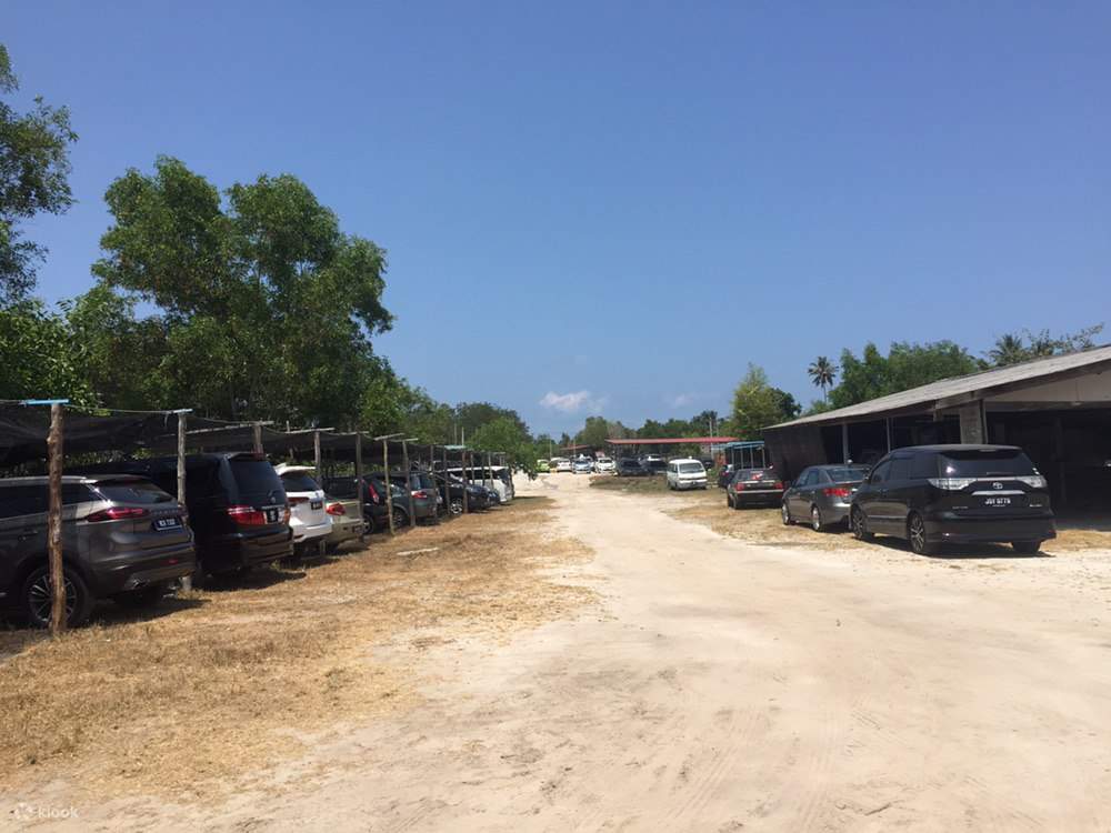 前往美浪碼頭的停車場