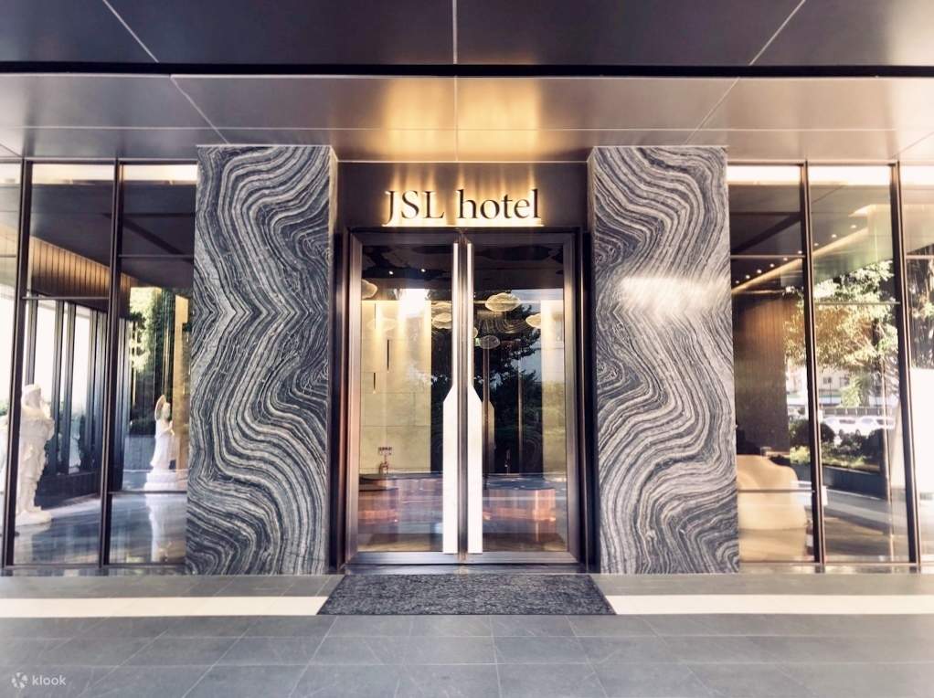 Hall de l'hôtel JSL