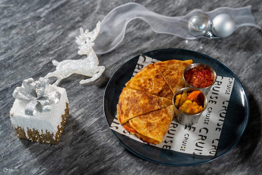 Hyatt Centric Victoria Harbour Hong Kong - Cruise Restaurant & Bar Dining Offers