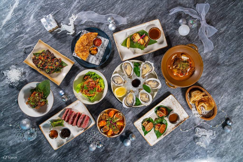 Hyatt Centric Victoria Harbour Hong Kong - Cruise Restaurant & Bar Dining Offers